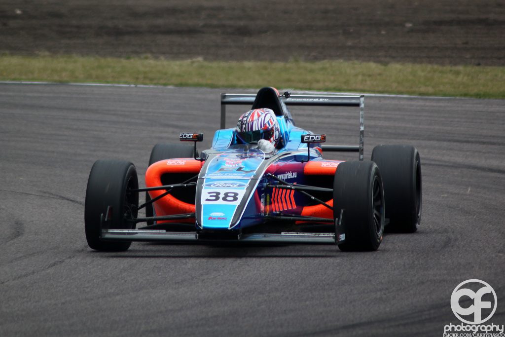 29324019405_deecb6cb46_k